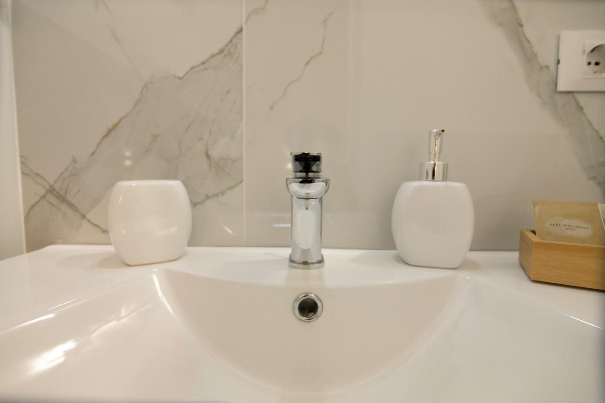 Villareale47 Luxury Suites & Rooms Palermo Exterior photo